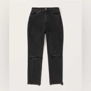 Abercrombie Curve Love High Rise Mom Jeans NWT size 24